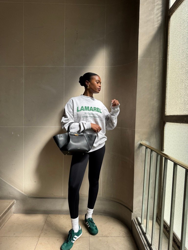 15+ Simple Sweatpants Outfits to Wear All Year Round